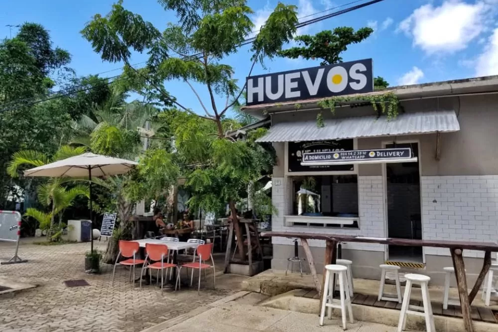 Que Huevos