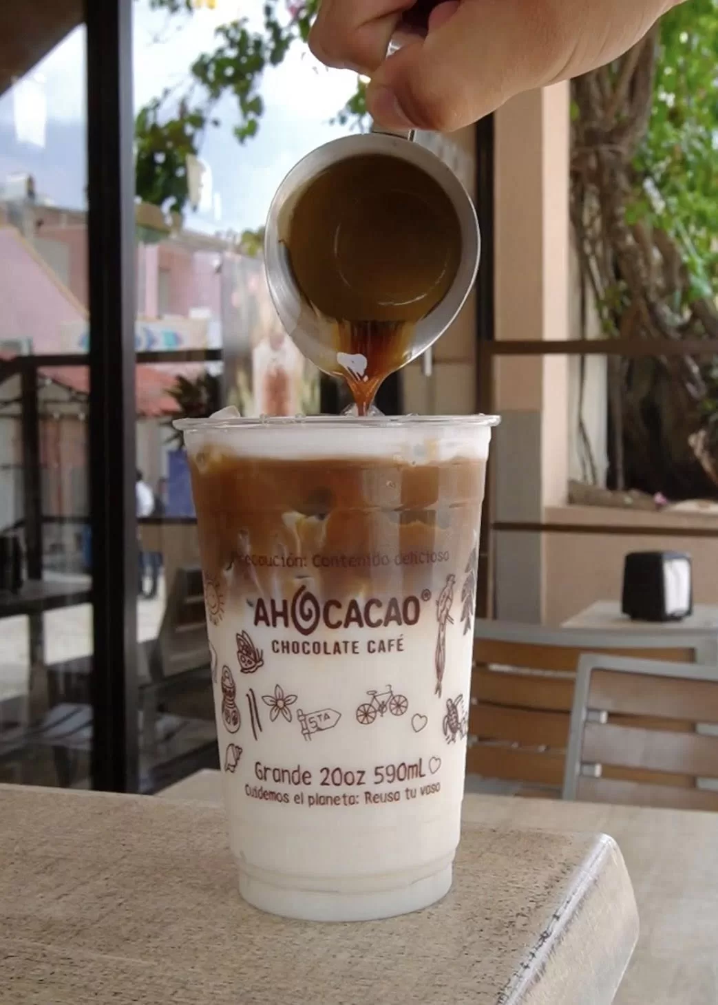 AH CACAO CHOCOLATE CAFÉ