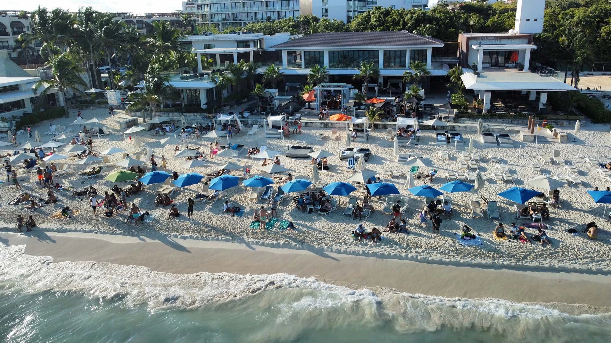 Mamitas Beach Club