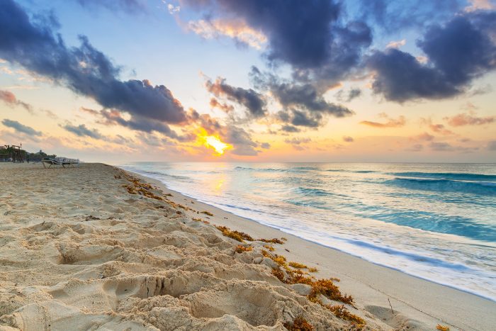 Amanecer en Playa del Carmen - Viva Playa